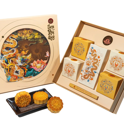 HỘP BÁNH PHÚ QUÝ  ( Hộp 6 bánh thượng hạng ) 600g