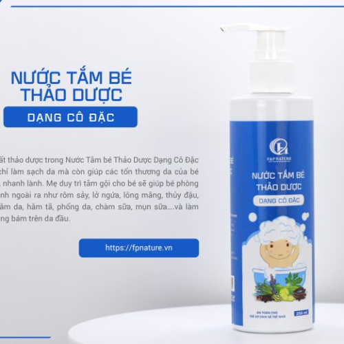 Nước tắm bé thảo dược dạng cô đặc F&P 250ml